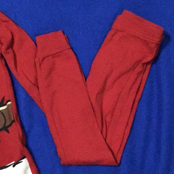 VGUC SANTA PAJAMA SET 4T 🎅🏽 - Picture 2 of 3